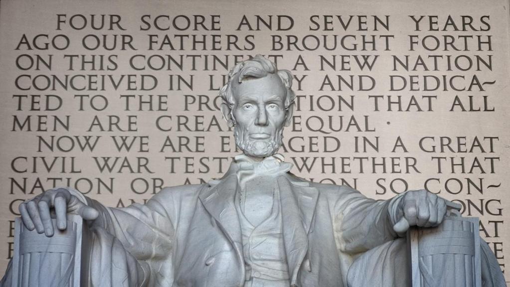 Lincoln s Gettysburg Address (9B) speech in Lincoln gave this famous November 1863, a few months