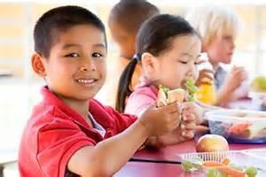 Children under age 18 who have LPR status may be eligible for SNAP benefits. Adults age 18 or older with LPR status may be eligible for SNAP benefits only after they ve had that status for five years.