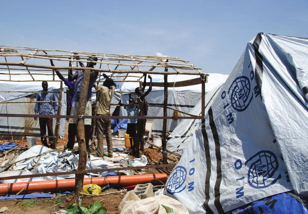 IOM South Sudan IOM OIM SITUATION REPORT SITREP # 18 11 April 2014 Assembling shelters in the UN House Protection of Civilians site in Juba Harish Murthi/IOM OVERVIEW OVERVIEW The security situation