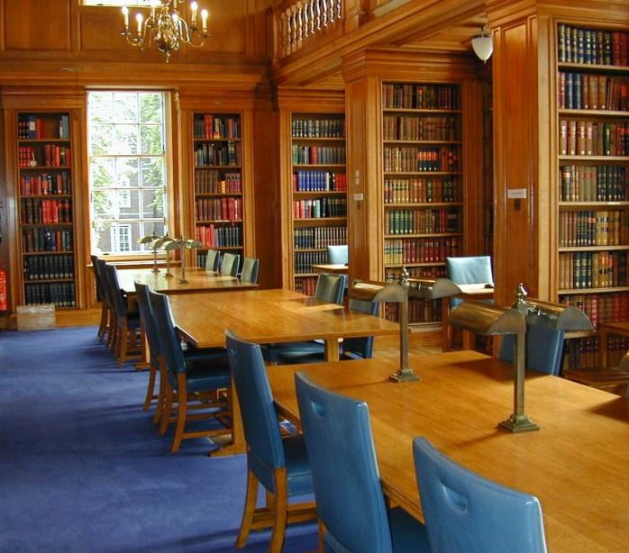 Address: Inner Temple London EC4Y 7DA INNER TEMPLE LIBRARY Telephone: 020 7797 8217 Fax: 020 7583 1055 Email: Enquiries: library@innertemple.org.uk Distance Service: distanceservice@innertemple.org.uk Websites: Library: www.