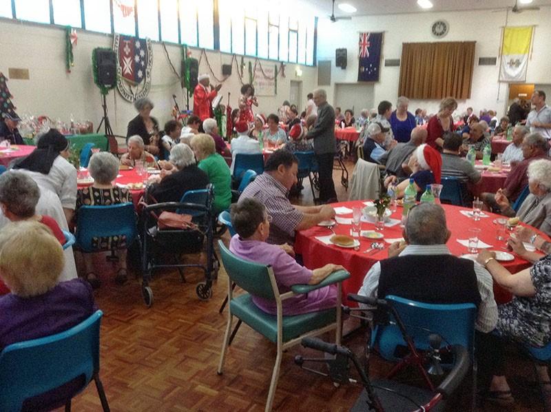N o. 134 N o v e mber - De cember 2015 MCCV News Page 11 O n Tuesday 8 December the MCCV Planned Activity Group (PAG) hosted its annual Christmas Party at the Maltese Community Centre in Parkville,