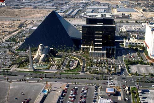 Example 2: Models & Rules Circus Circus Enterprises proposed a new 30-story hotel and casino with a pyramidal shape and large internal atrium Existing prescriptive code provisions on ventilation were