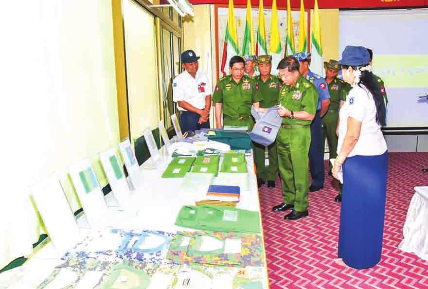 10 NATIONAL Senior General Min Aung Hlaing inspects Tatmadaw textile factory Commander-in-Chief of Defence Services Senior General Min Aung Hlaing and party inspected the Tatmadaw textile and garment