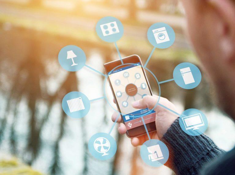 Examples of products that use standards Mobile devices Connected cars Smart home application Smart retail Connected
