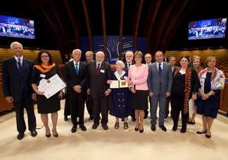 Ludmilla Alexeeva 2015 Prizewinner O n 28 September 2015, the Prize was awarded to human rights defender Ludmilla Alexeeva (Russia). Ms Alexeeva is an eminent human rights defender in Russia.