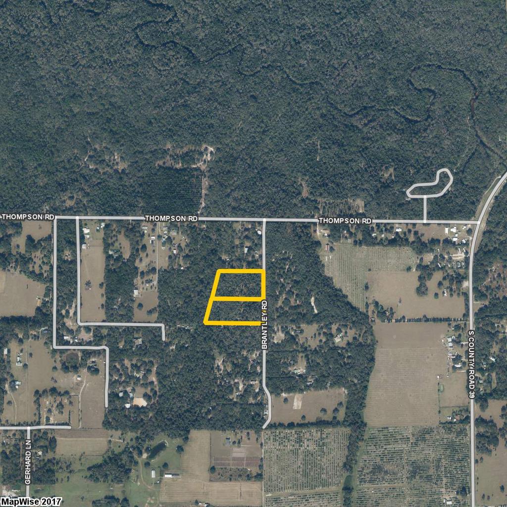Lot 1 Lot 2 Selected Custom Parcels Streets MapWise County Boundaries O ======~---,:98fc0~===-u147D 490 ft Copyright 2017 MapWise, Inc. All rights reserved. www.mapwise.com.