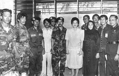 the first time in the history of the nation, its President was about to land in the heart of conflict. She was either insane or very fearless, indeed.