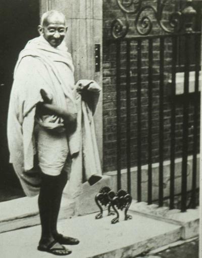Mohandas Gandhi (1869 1948)