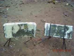 Karen Human Rights Group The four photos above, taken in July 2011, show factory-produced command-detonated claymore mines; the community member who took these photos reported that these mines were