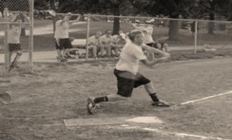 Adult Softball Leagues - $750 The City of Des Peres offers Adult Co-Rec Softball Leagues on three different nights