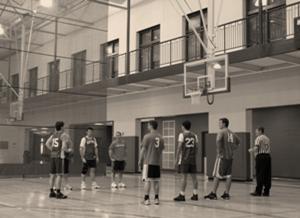 Men s Basketball League - $750 The City of Des Peres offers Men s Basketball on Monday and Tuesday