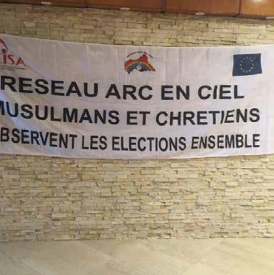THIS BANNER IS INDICATING THAT RÉSEAU ARC-EN-CIEL IS A GROUP OF CHRISTIANS AND MUSLIMS.