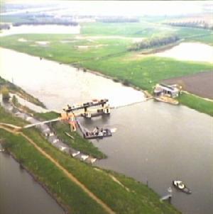 Water management: Meander q Meander, consultancy company for the Dutch Ministry of