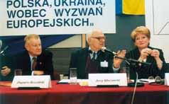 Suchocka; 20-21 November 1998 Round table of politicians: E. Busek, A. Michnik, S.