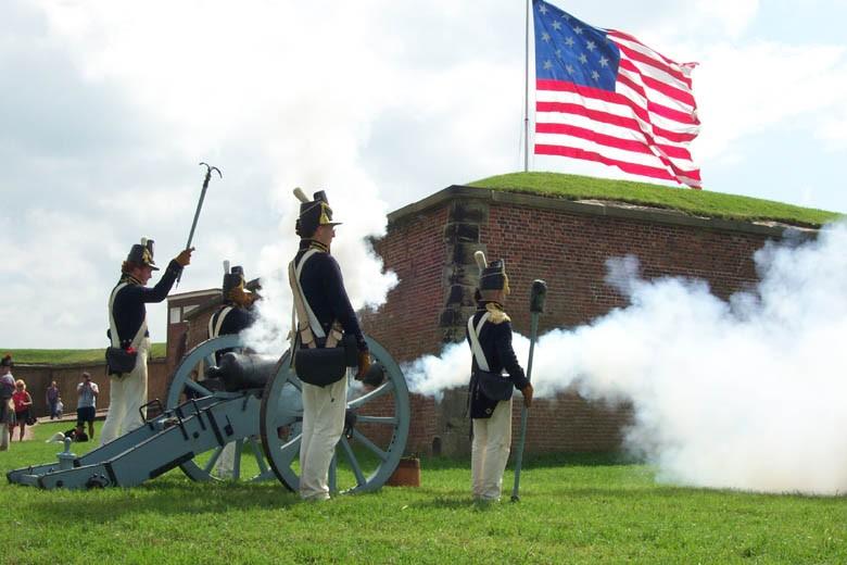 Defenders Day Featured Evening Events The Friends of Fort McHenry Star-Spangled Spectacular kicks off at 5:00 p.m.