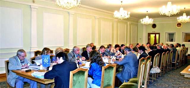 TO MOSCOW The visiting IOM officials, led by the DG, participated in a one-day conference bringing together high level governmental officials of the Russian Federation, in preparation for High Level