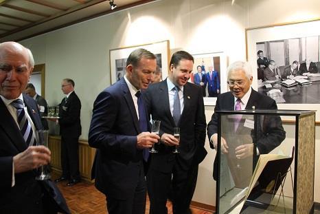 Minister Ciobo s speech contrasted with those of the other speakers to some extent in that he focused predominantly on the ways in which Japan and Australia might build on the legacy of the Commerce