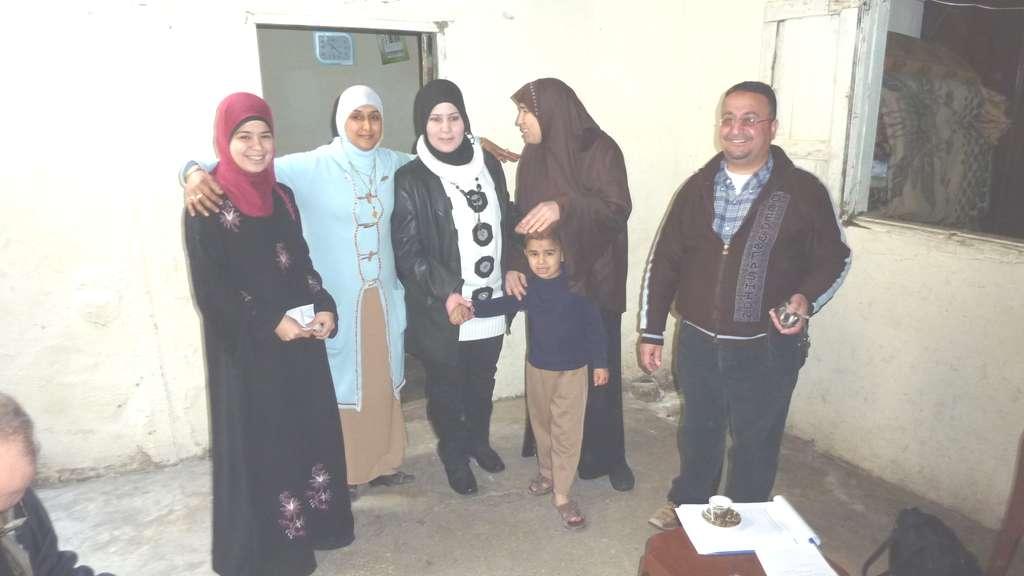 Achievements 38 families (96%) changed their lives dramatically; they now live in a save, healthy and clean shelter The self-help approach works in this complex context All expectations of UNRWA and