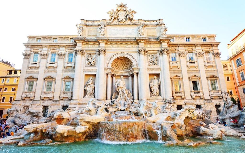 Trevi fountain, Rome ROMAN