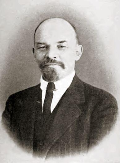 Vladimir Lenin (1870-1924) Follower of Marxist ideas Felt that the workers