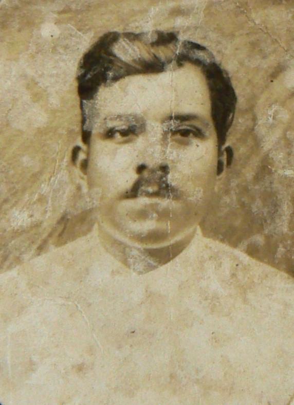 Benito Juarez: Early Life Zapotec from Oaxaca born in 1806 Parents