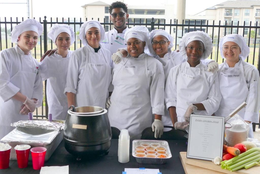 Page 4 Wolf enews Culinary Students in Westchase SOUPer Bowl!