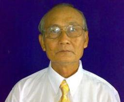 Nguyen Van Lia Age: 71 years old Activity: Hoa Hao Buddhism scholar Date of arrest: April 24, 2011 Sentence: Sentenced to 5 years imprisonment on December 13, 2011 Charge: Abusing democratic freedoms