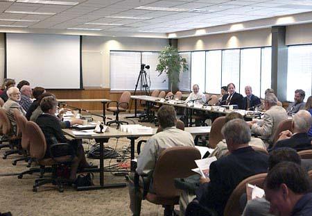 September 24, 2003 Washington State Transportation Commission Holds Meeting In Walla Walla US Highway 12 Coalition members update Transportation Commission on efforts to four-lane US Highway 12 from