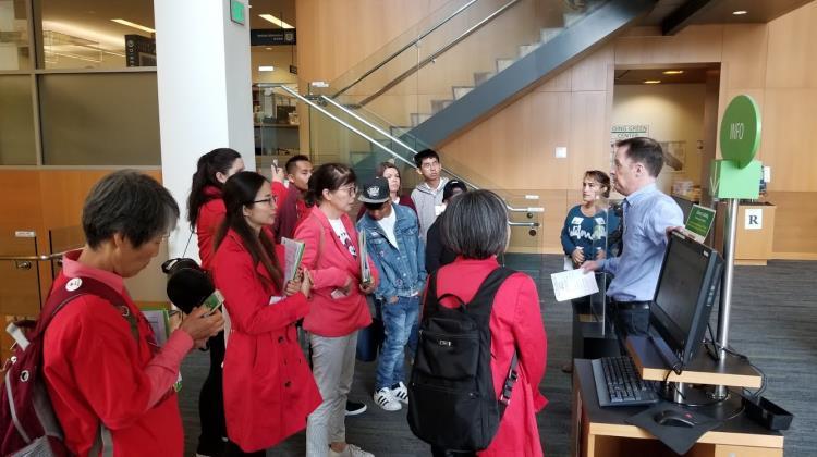 City Librarian s Report October 2018 ESL City Government Academy On Sept. 27 th, the Library hosted the ESL City Government Academy in collaboration with the San Mateo Adult School.
