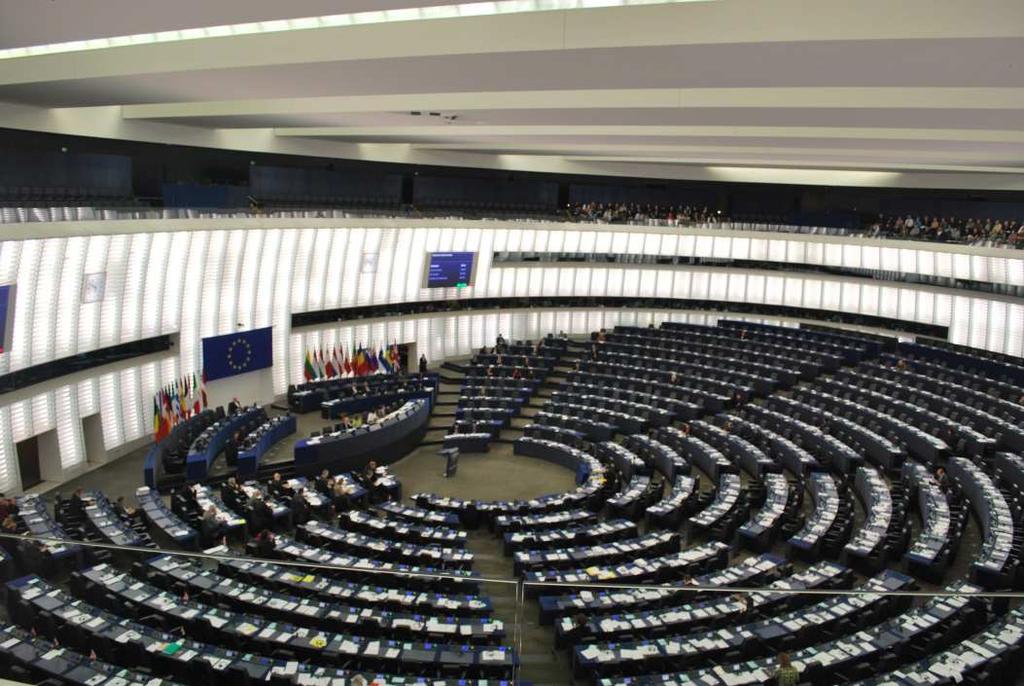 European Parliament s composition 766 members 73 italians deputies 1/3 of deputies are