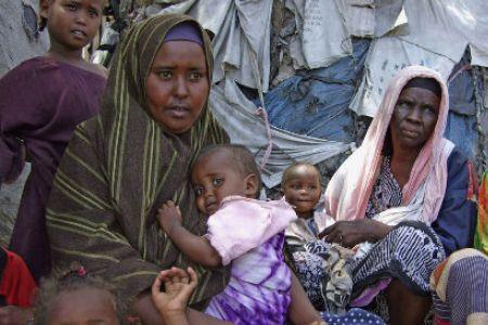Somali women and children in desperate need of aid from organizations According to the Food Security and Nutrition Analysis Unit (FSNAU), approximate number of people in need of humanitarian aid in