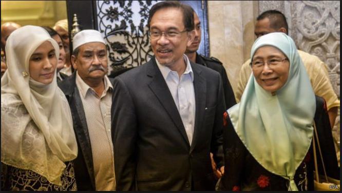 Malaysia: Anwar Ibrahim Released After Campaign Lasting Two Decades Way back in 1998, Anwar Ibrahim was the Deputy Prime Minister of Malaysia, but his efforts to enact political reforms had earned