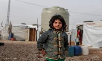 35,2 Syrian refugees were submitted for resettlement or humanitarian admission in 2015 Across the region, a total of 35,2 Syrian individuals have now been submitted for resettlement or humanitarian