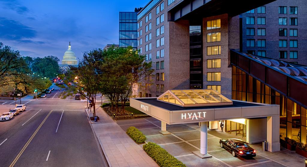 HOTEL INFORMATION Photos courtesy of Hyatt Regency Washington Make your room reservations