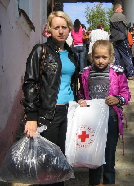5 Maria Frolova, a mother of four children, 42 years old, lost her house due to the fire,in Ivanovo: You, Red Cross, did not leave us alone to face this dreadful disaster.