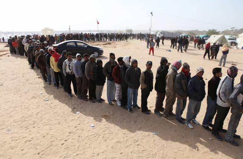 Tunisian border with Libya.