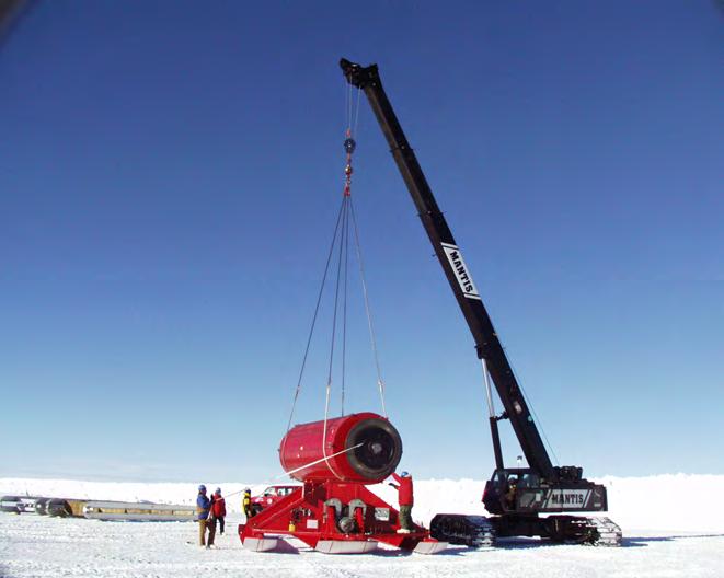 deployment Unique window of opportunity for an experiment at the South Pole IceCube drilling
