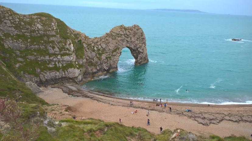 ABOUT DORSET Dorset is a beautiful county in the south of England bordering Wiltshire, Hampshire, Devon and Somerset.
