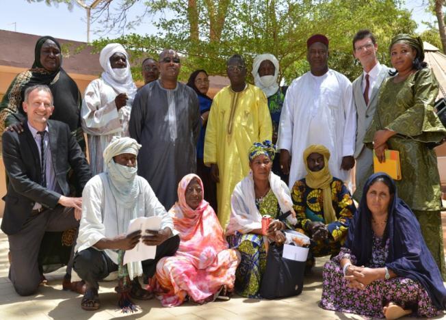 Community Services: The International Women s Day was celebrated in Abala, Mangaize and Tabareybarey camps as well as in Niamey on 8 March with the active participation of refugees and local