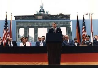 Cold War Thaw Continues Gorbachev becomes Soviet premier and understands that the Soviet