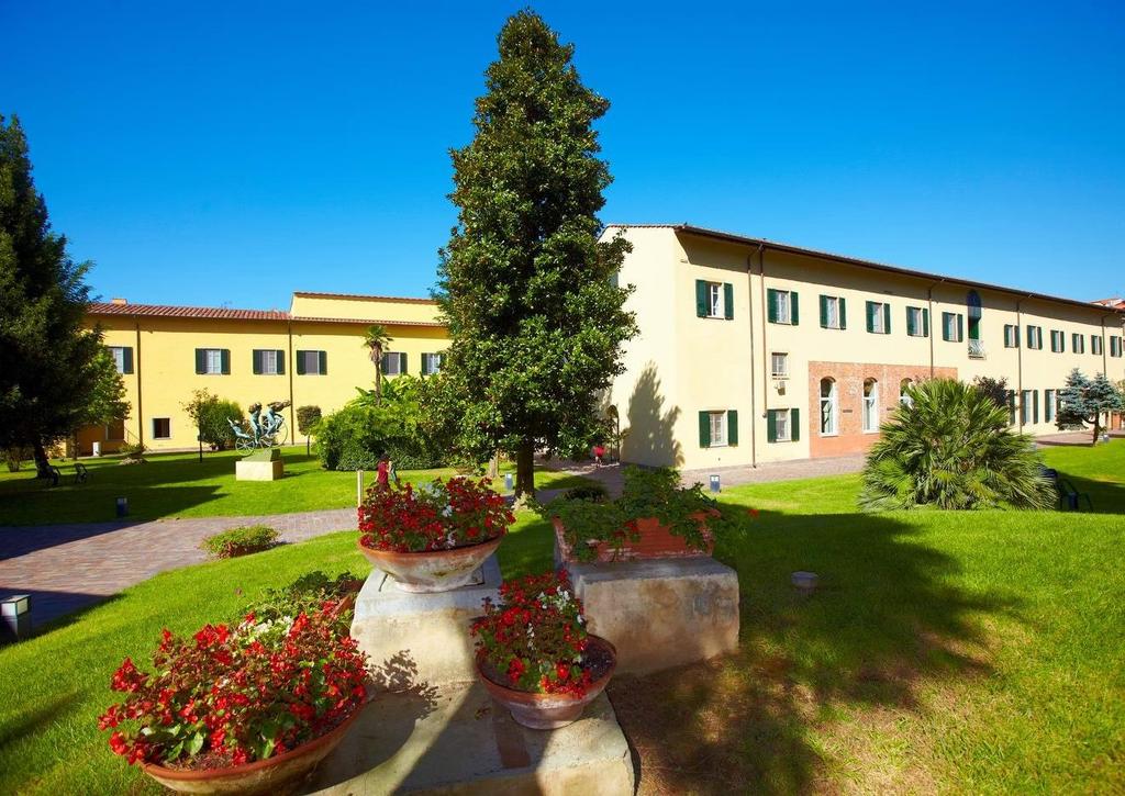 Master in Human Rights and Conflict Management Scuola Superiore Sant Anna EDUCATION TIME PLAN & MASTER S PROGRAMME The Master in Human Rights and Conflict Management is designed to provide students
