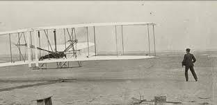 Airplanes prior to the 1920 s December 17 th, 1903, The Wright brothers were the first men to fly an airplane.