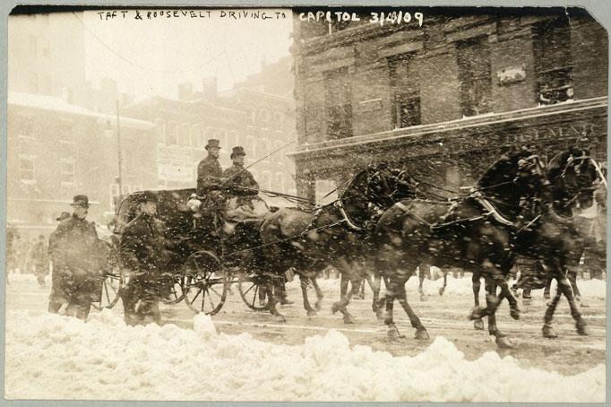 2. Procession to the Capitol Photo Above- Library of Congress: Taft and Roosevelt driving to the Capitol, 1909 On Inauguration Day, after a morning worship service, the President-elect, Vice