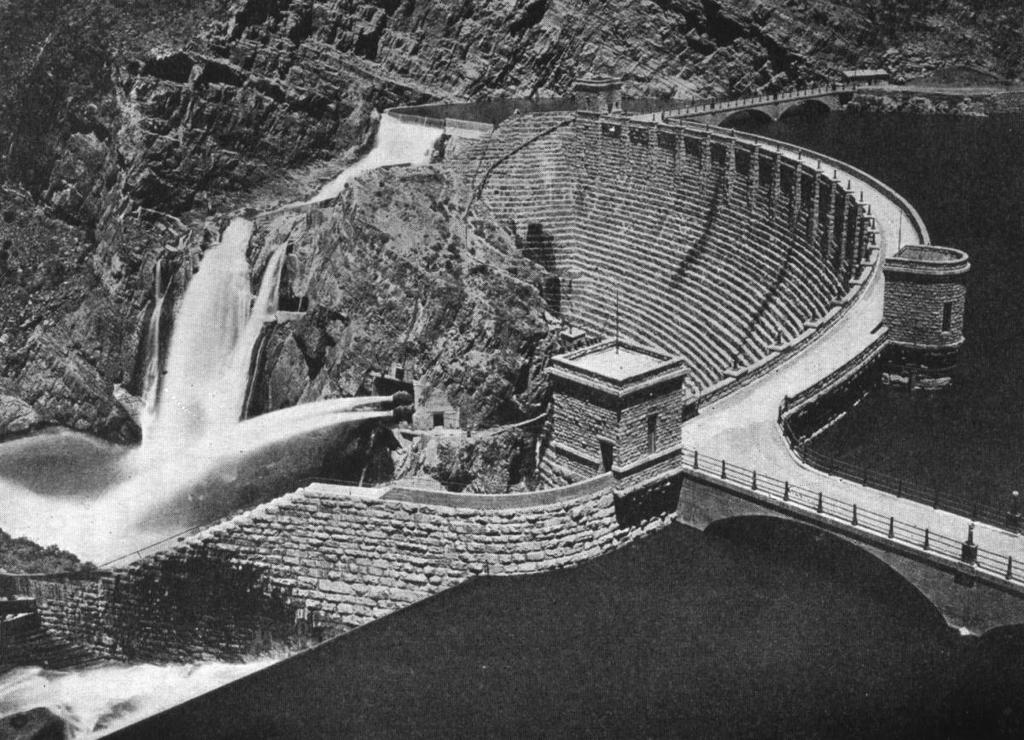 Roosevelt Dam - Phoenix, Arizona