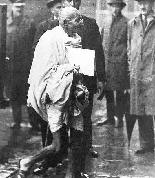 Gandhi in London: Gandhi helped negotiate the India Act