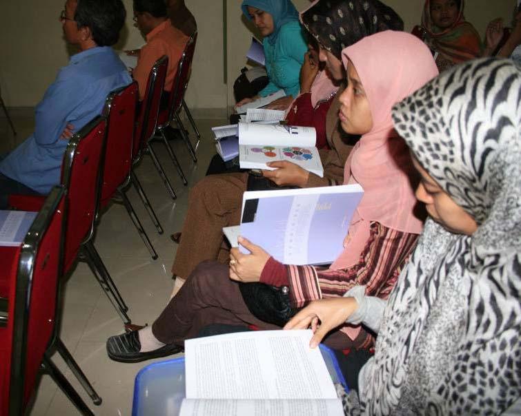 INDONESIA EMPOWERING WOMEN ON A SUCCESSFUL VENTURE IN ACEH In a move to combat trafficking in the wake of the 2004 tsunami, USAID funded a $3.