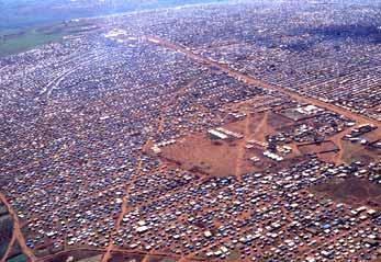 Rwandan Refugee Camp in Tanzia Over 500,000 Rwandan