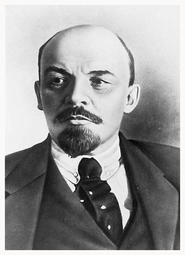 Russia Leader: Vladimir Lenin Bolsheviks overthrow the Czar Nicholas II Communist Russia = total government