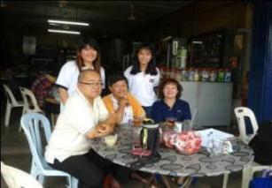 UTAR students with headman of village (Madam Ong), Ex secretary of