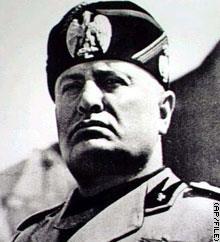 Il Duce s Leadership Outlawed all political parties except Fascists Secret police jailed protesters Radio stations